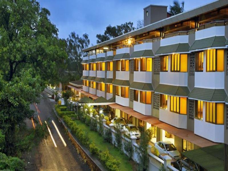 Sterling Lonavala Hotel Exterior photo